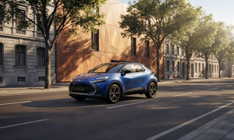 Toyota C-HR- celebra 10 años 0