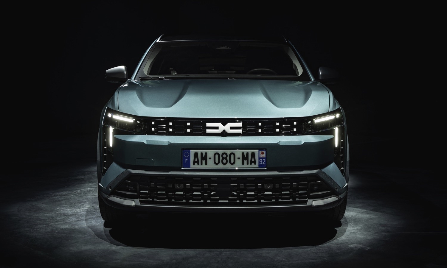 DACIA STRIKER (DB3F1)