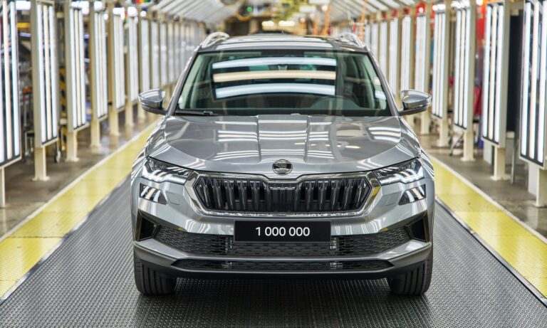 Skoda Karoq 1 millón 0